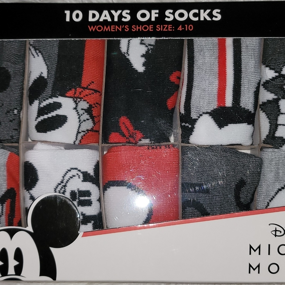 Mickey Mouse no show socks